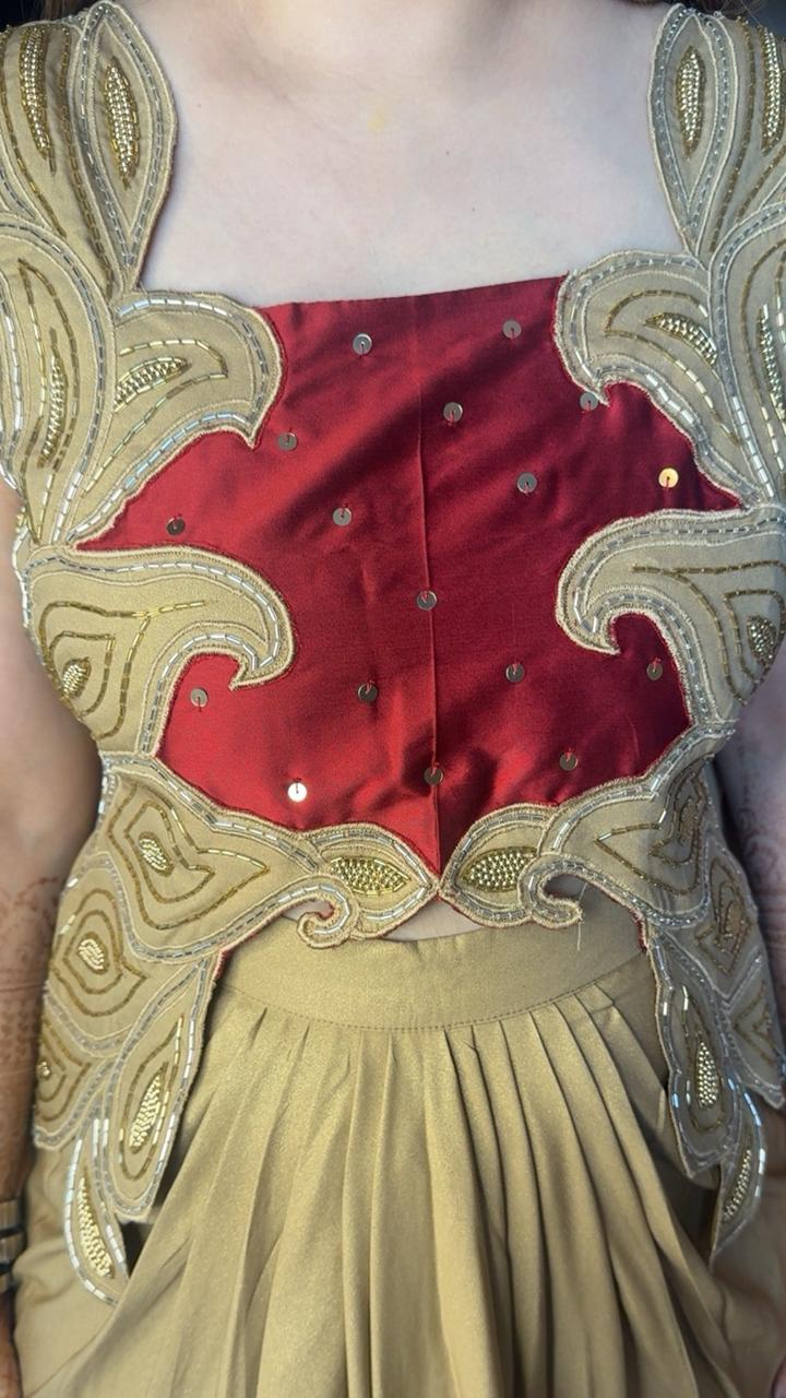 GOLDEN DRAPE SET