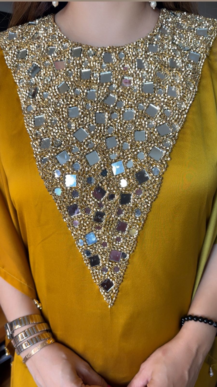 V KAFTAN SET