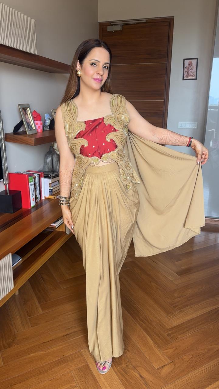 GOLDEN DRAPE SET