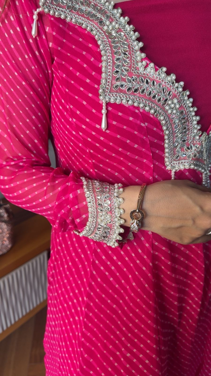 KAALI LEHRIYA SUIT SET