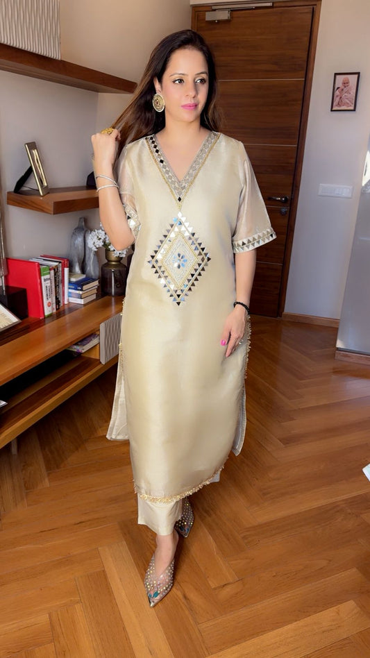 IVERY SUIT SET