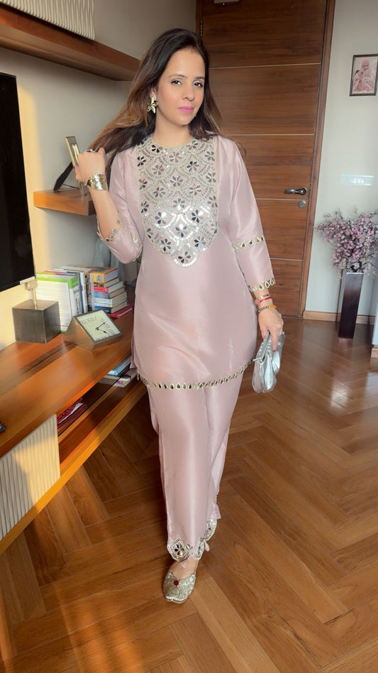 ROSE GOLD MIROOR SET