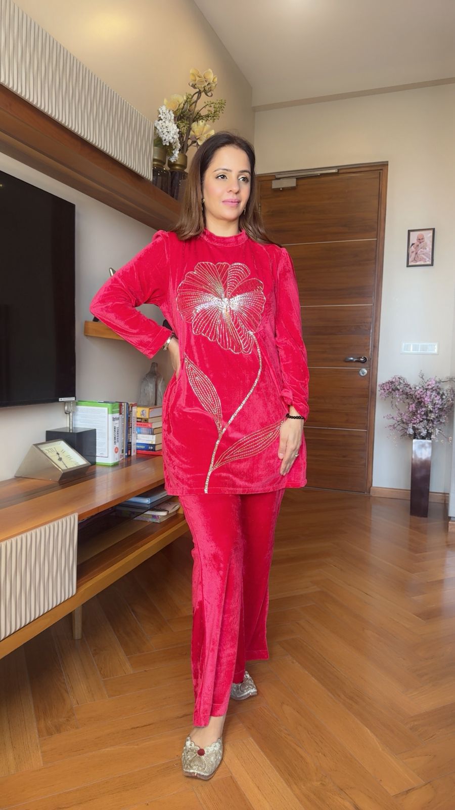 VELVET FLOWER BELL BOTTOM SET