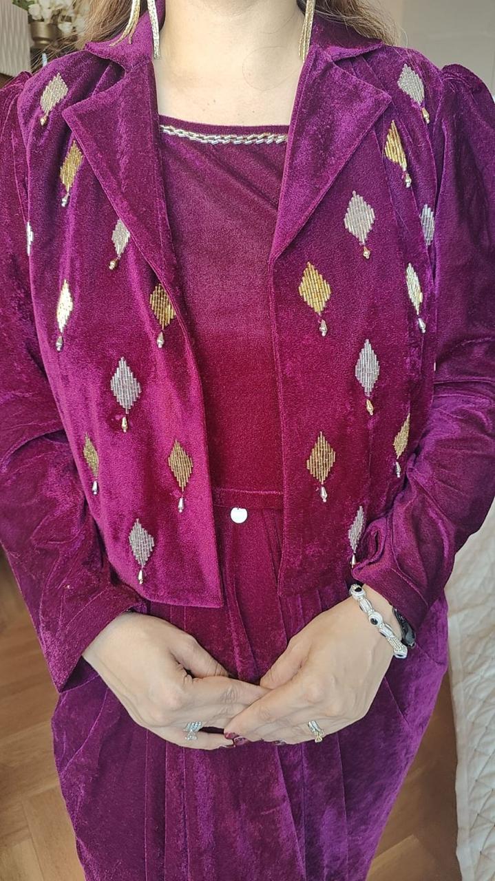 SHORT JACKET SKIRT SET