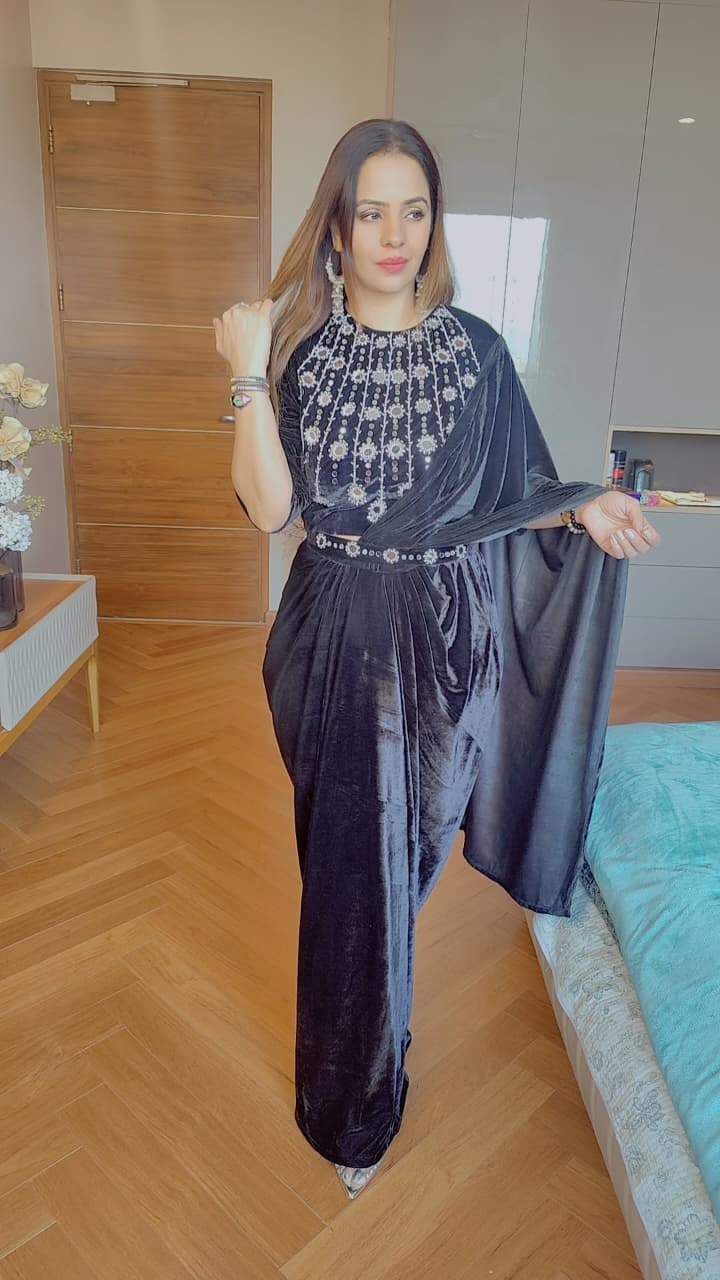 VELVET MIRROR DRAPE SKIRT SET