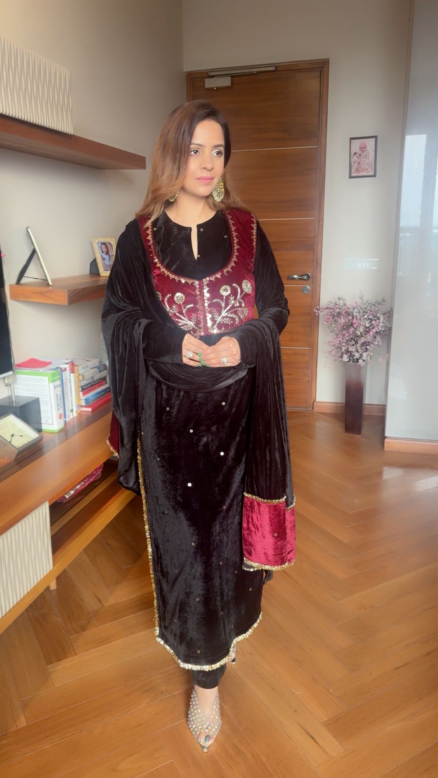 BLACK LONG 4 PIECE SUIT SET