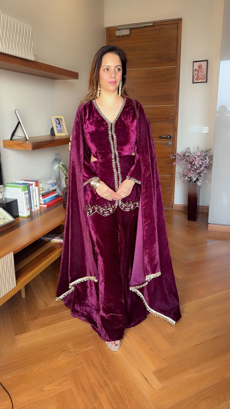 VELVET CUTOUT GARARA SET