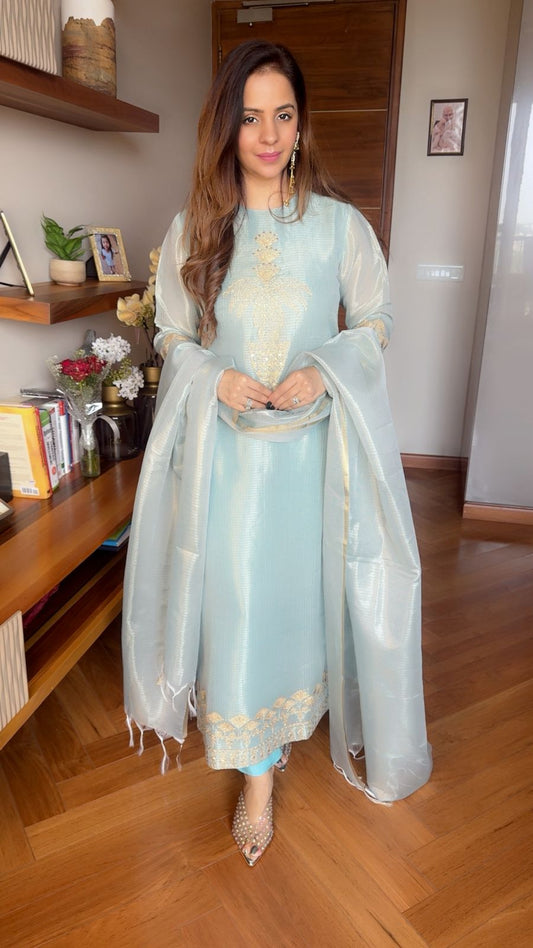 AASMAANI NOOR KURTA SET