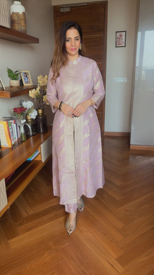 AIRA LILAC SLIT SUIT SET