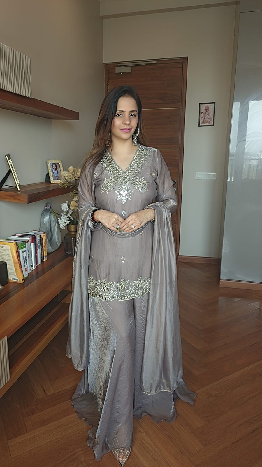 MEHR-E-ZARI GHARARA SET