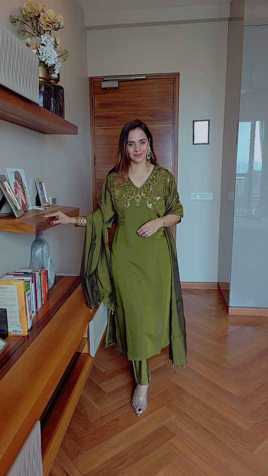 SAANJH SUIT SET