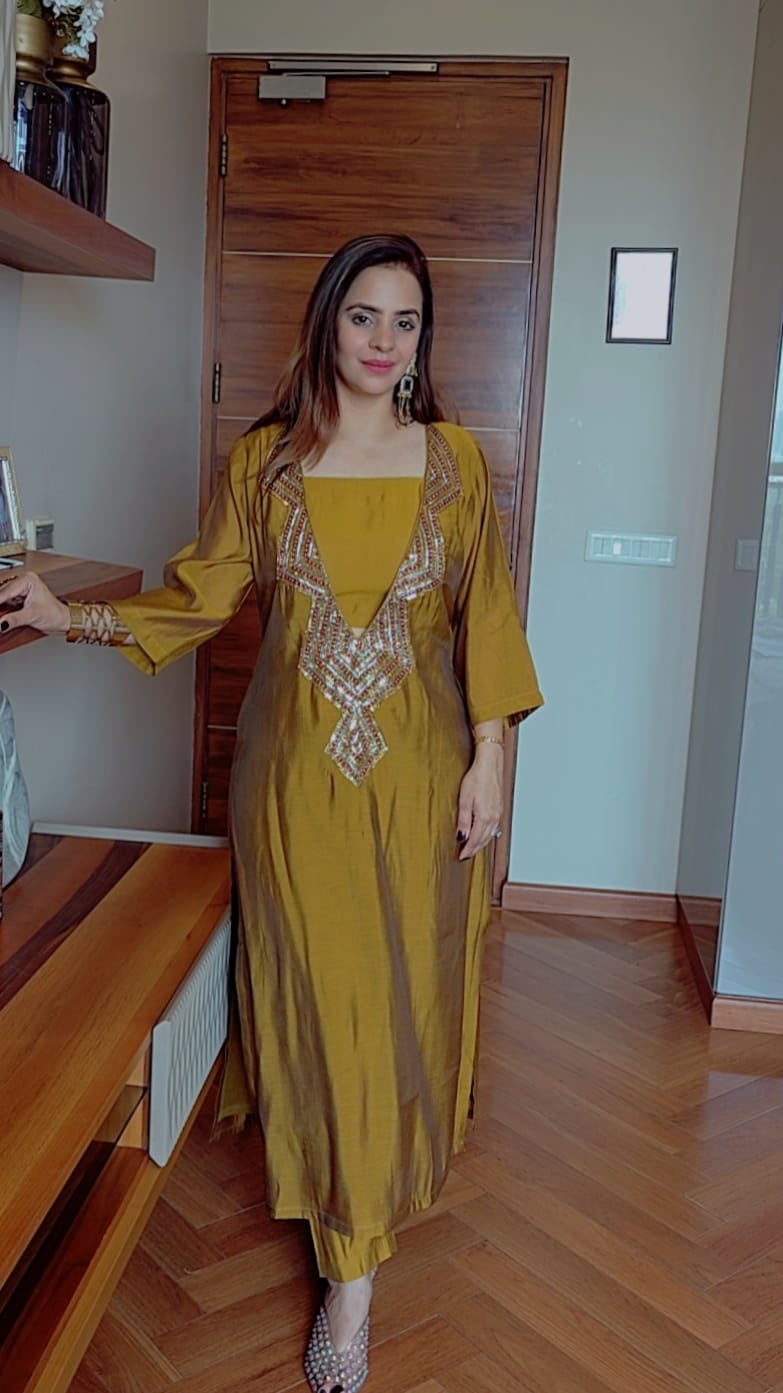 MUSTARD NOOR 3 - PIECE SUIT SET